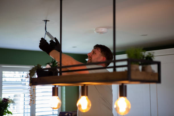 Best Affordable Emergency Electrician  in Toppers, OK
